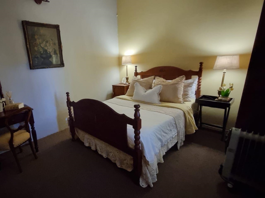 5 Bedroom Property for Sale in Kellys View Free State
